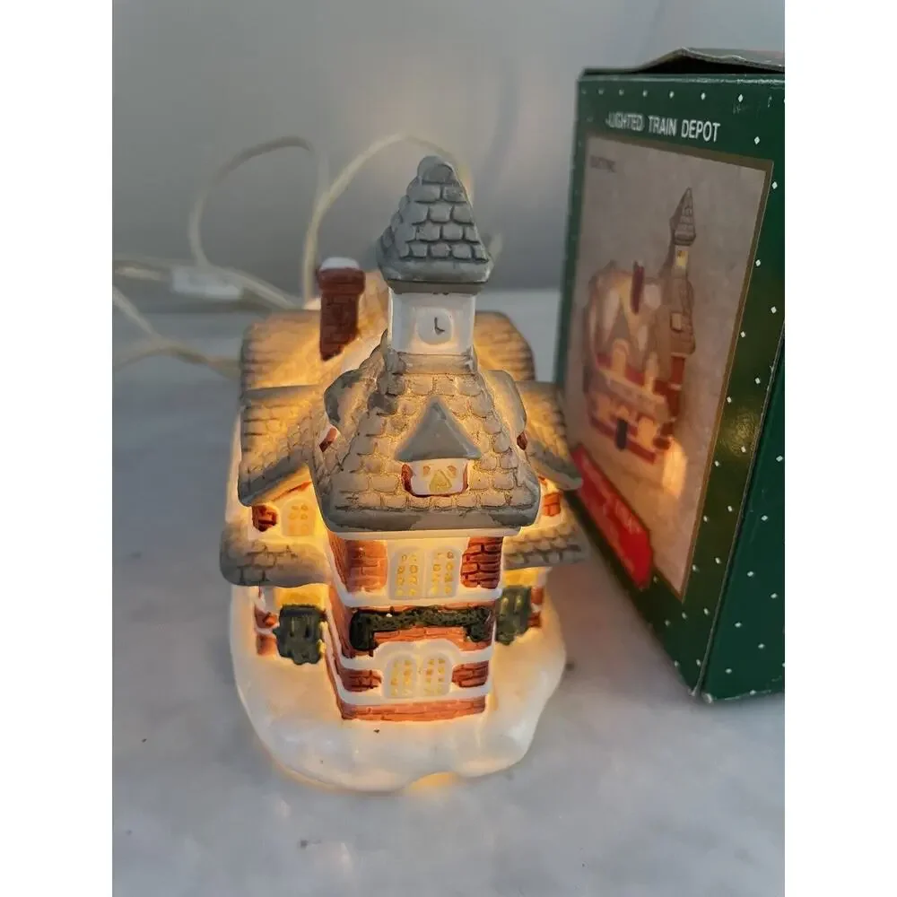 Vintage MiniTown USA Train Depot‎ Light-up Christmas Village 90s Tested Works